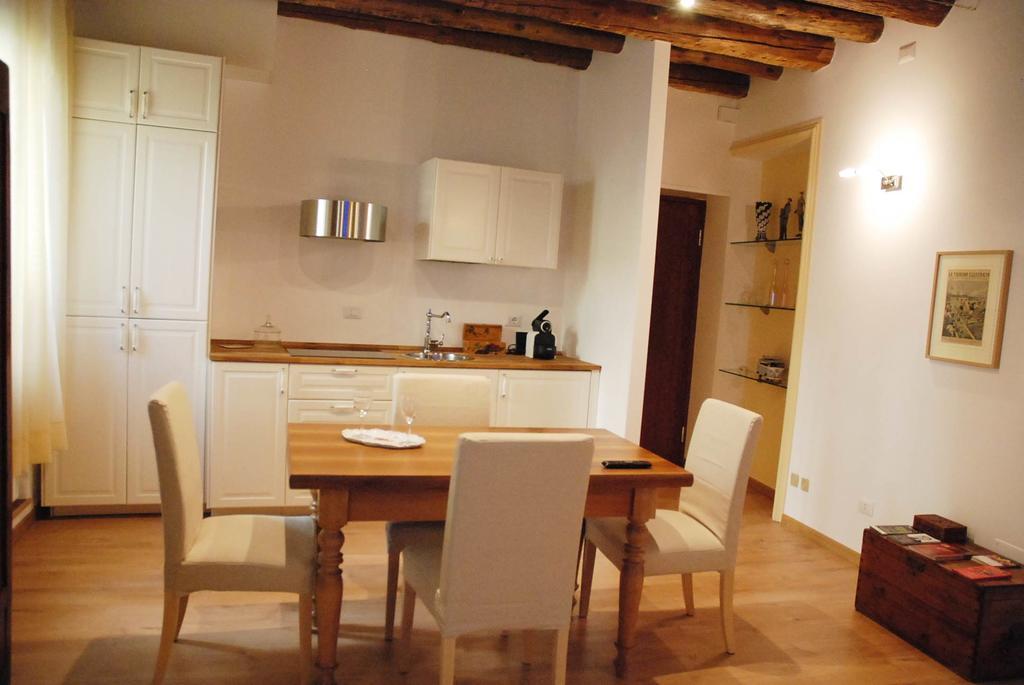 Wallace Luxury Apartamento Verona